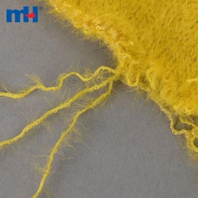 11N/1 Nylon Recycled Polyester Blended Feather Yarn